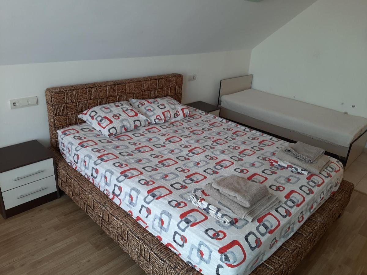 Alexander Lozenets Beach Complex Apartment Экстерьер фото
