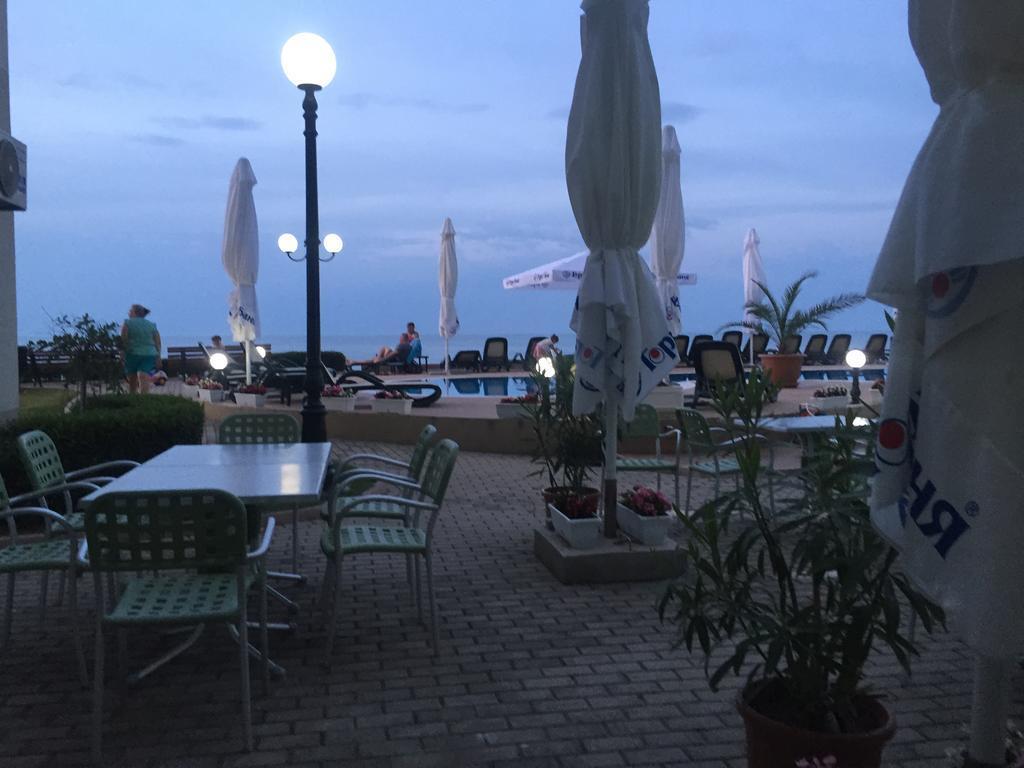 Alexander Lozenets Beach Complex Apartment Экстерьер фото