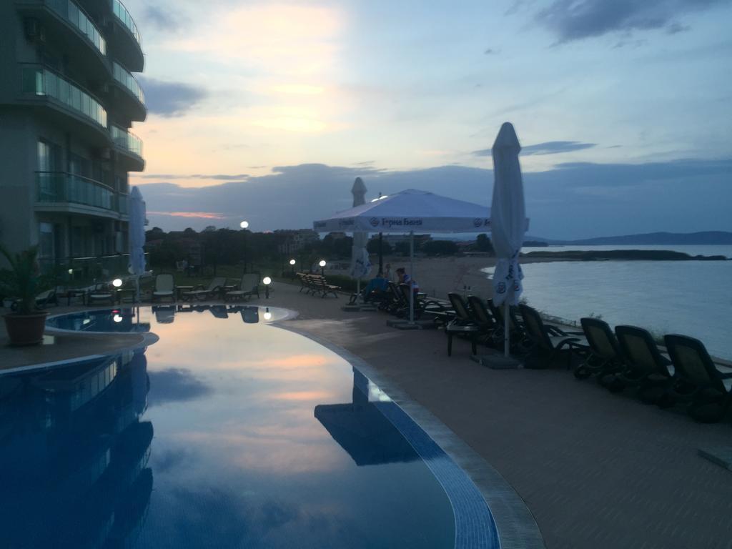 Alexander Lozenets Beach Complex Apartment Экстерьер фото